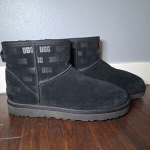 UGG Classic Mini II Logo Print Mens Ankle Boot